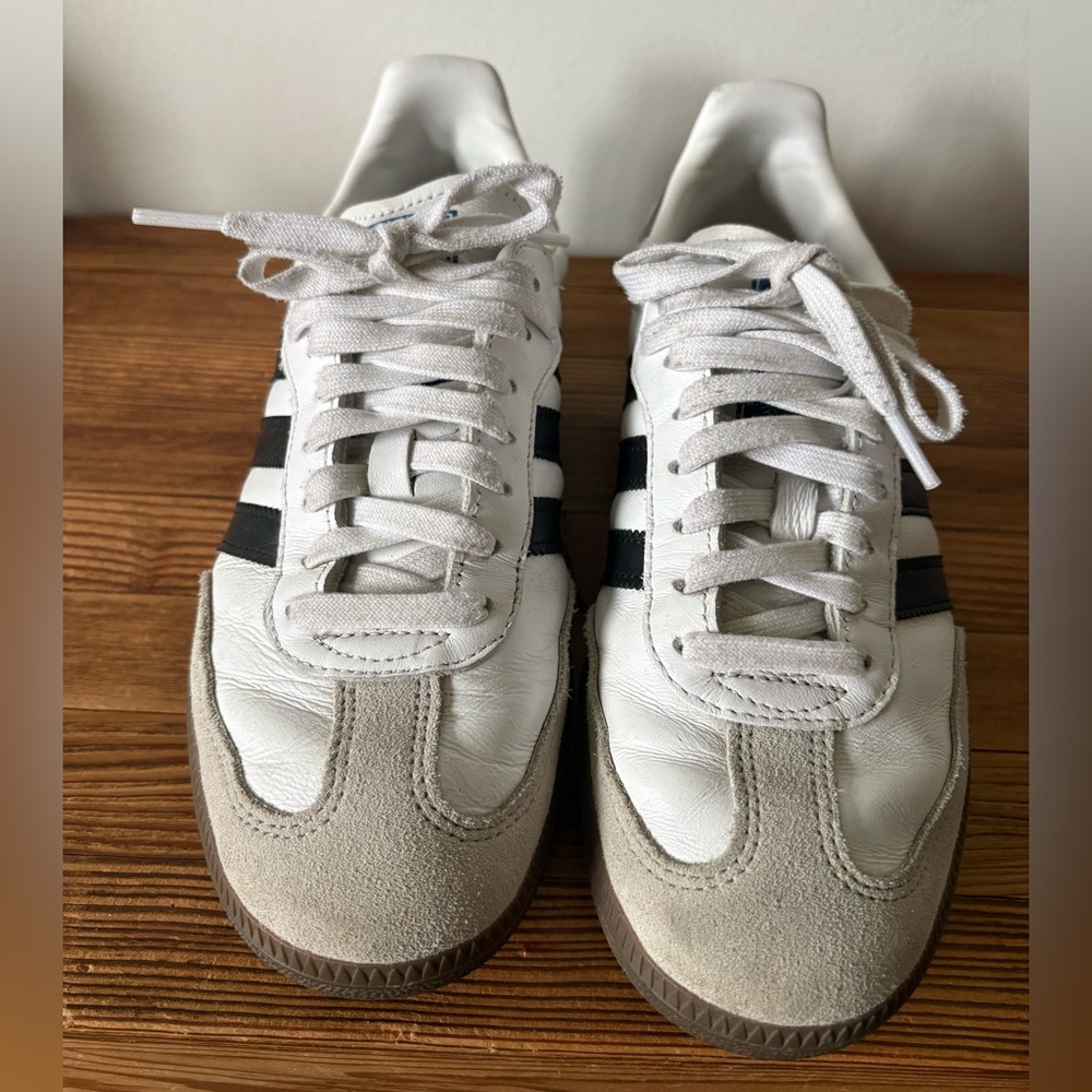 Adidas Samba -Fit like an 8. Adidas men’s 9/women’s 7